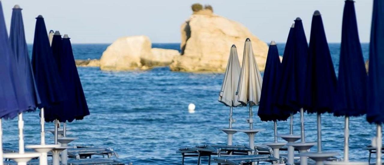 Villa Lucia With Salt Pool Fontane Bianche Exterior photo