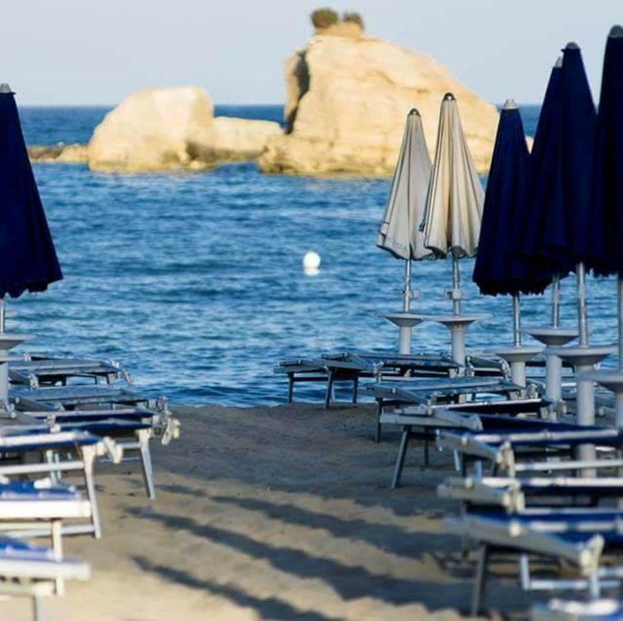 Villa Lucia With Salt Pool Fontane Bianche Exterior photo